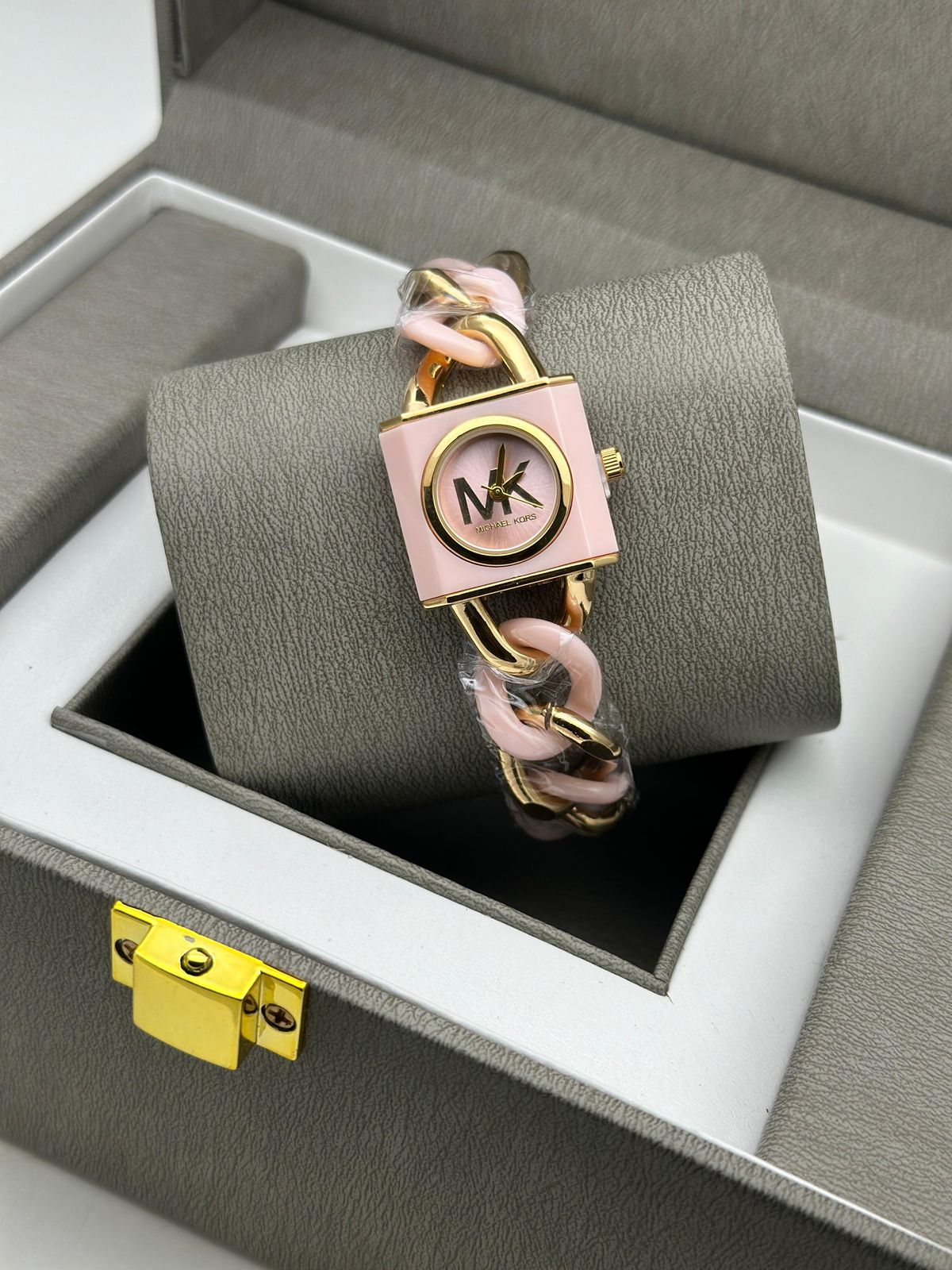 Michael Kors Best Quality With Diamonds